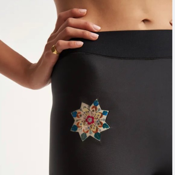 Ultracor Christian Lacroix leggings - RARE - Size Small - Picture 4 of 7